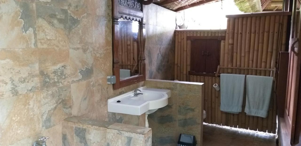 Ida'S Homestay Candidasa Esterno foto